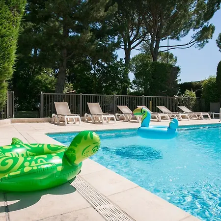 Ibis Sud Hotel 3*